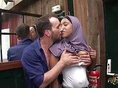 Pornó videó nagyi bo ...