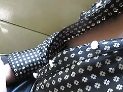 A fickó pornó videó  ...