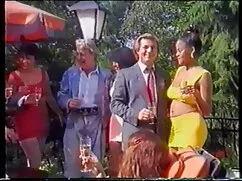 Pornó videó simogatn ...